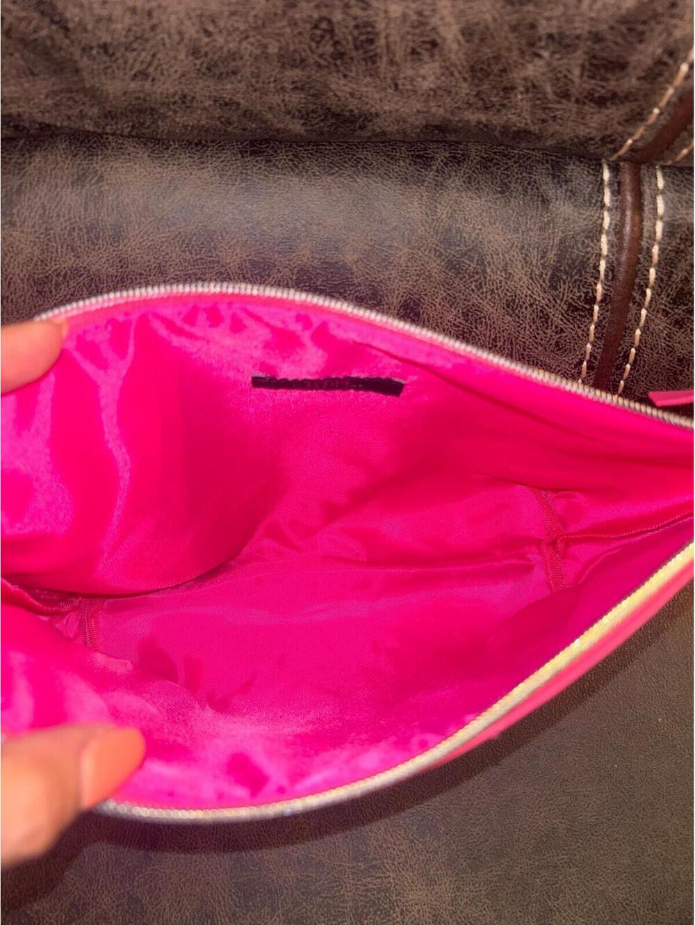 Trina Turk Hot Pink Scalloped Cosmetic Makeup Bag NWT Pouch - Picture 6 of 7